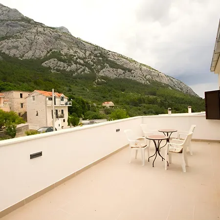 Kuca 1 Veliko Brdo (Makarska)